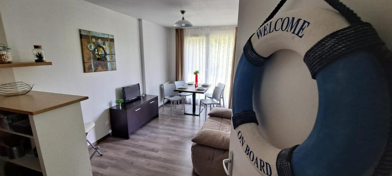 Le Voilier. Honfleur T2 Dans Residence Avec Piscine إكوموفيل المظهر الخارجي الصورة