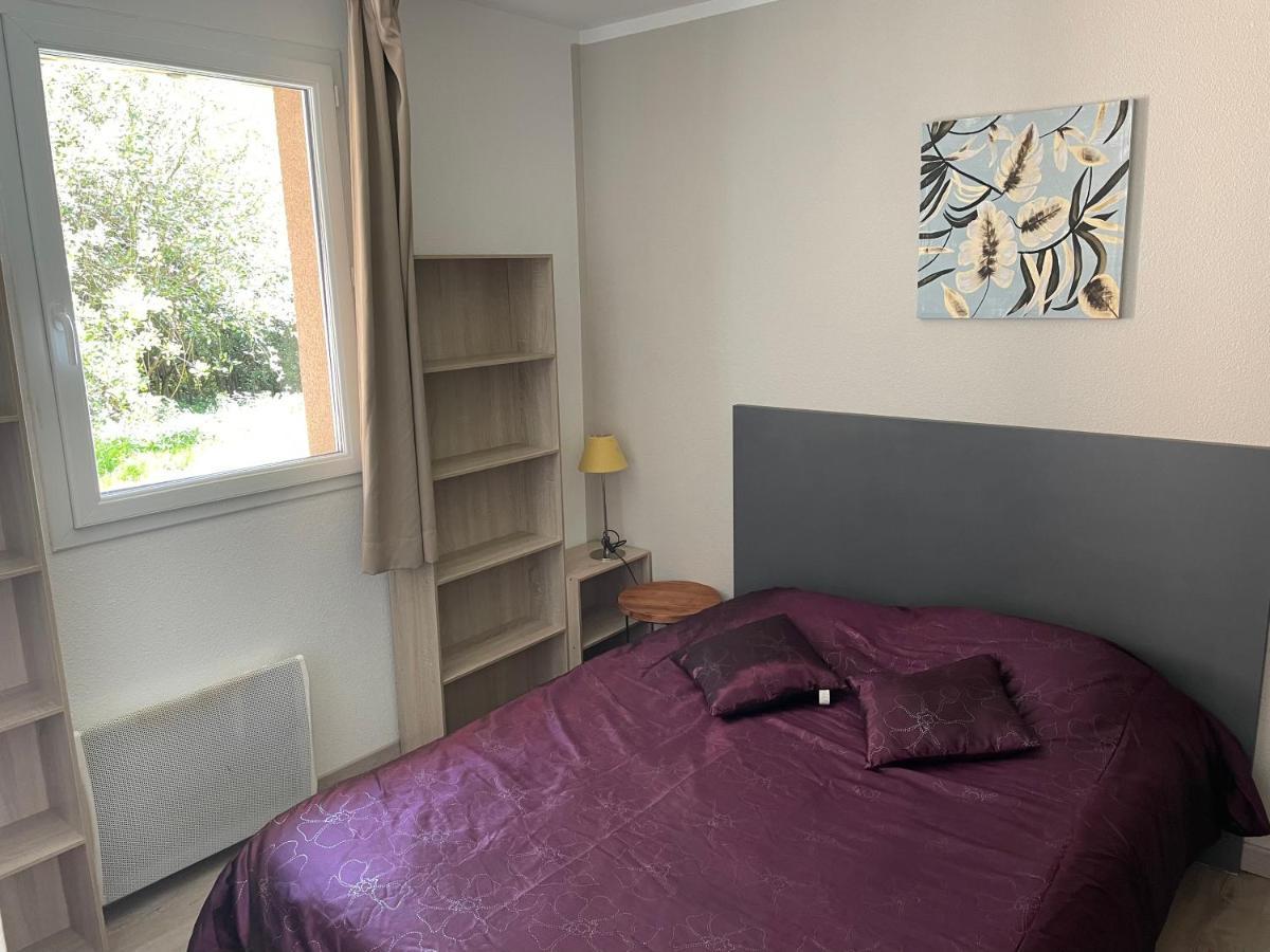 Le Voilier. Honfleur T2 Dans Residence Avec Piscine إكوموفيل المظهر الخارجي الصورة